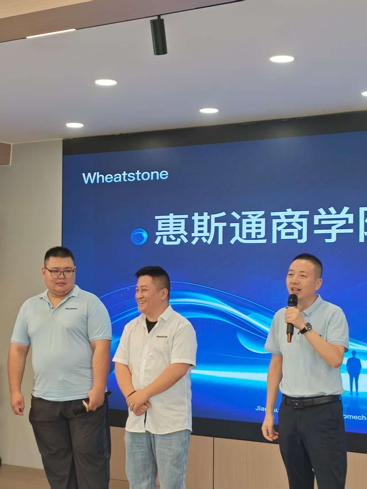 38483224.jpg 38483224.jpg